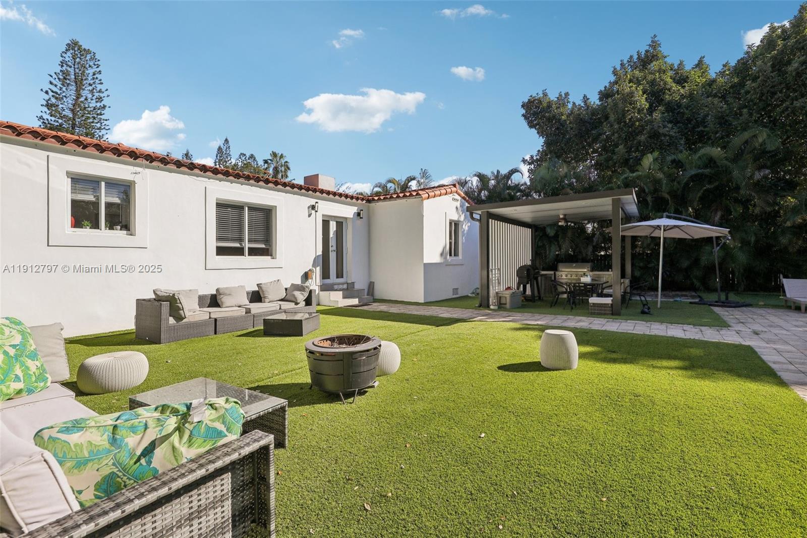 MIAMI SHORES SEC 6 - Residential