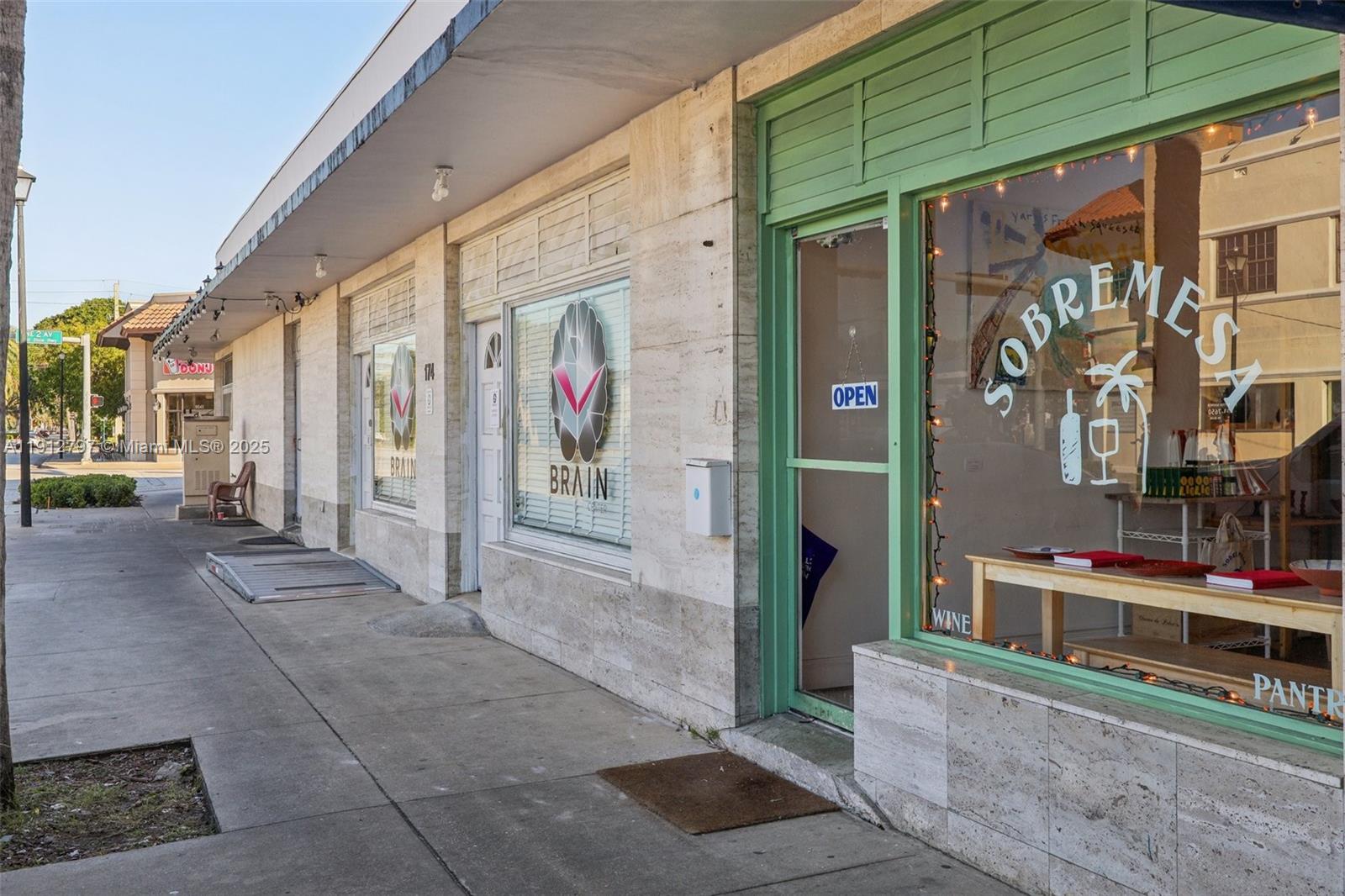 MIAMI SHORES SEC 6 - Residential