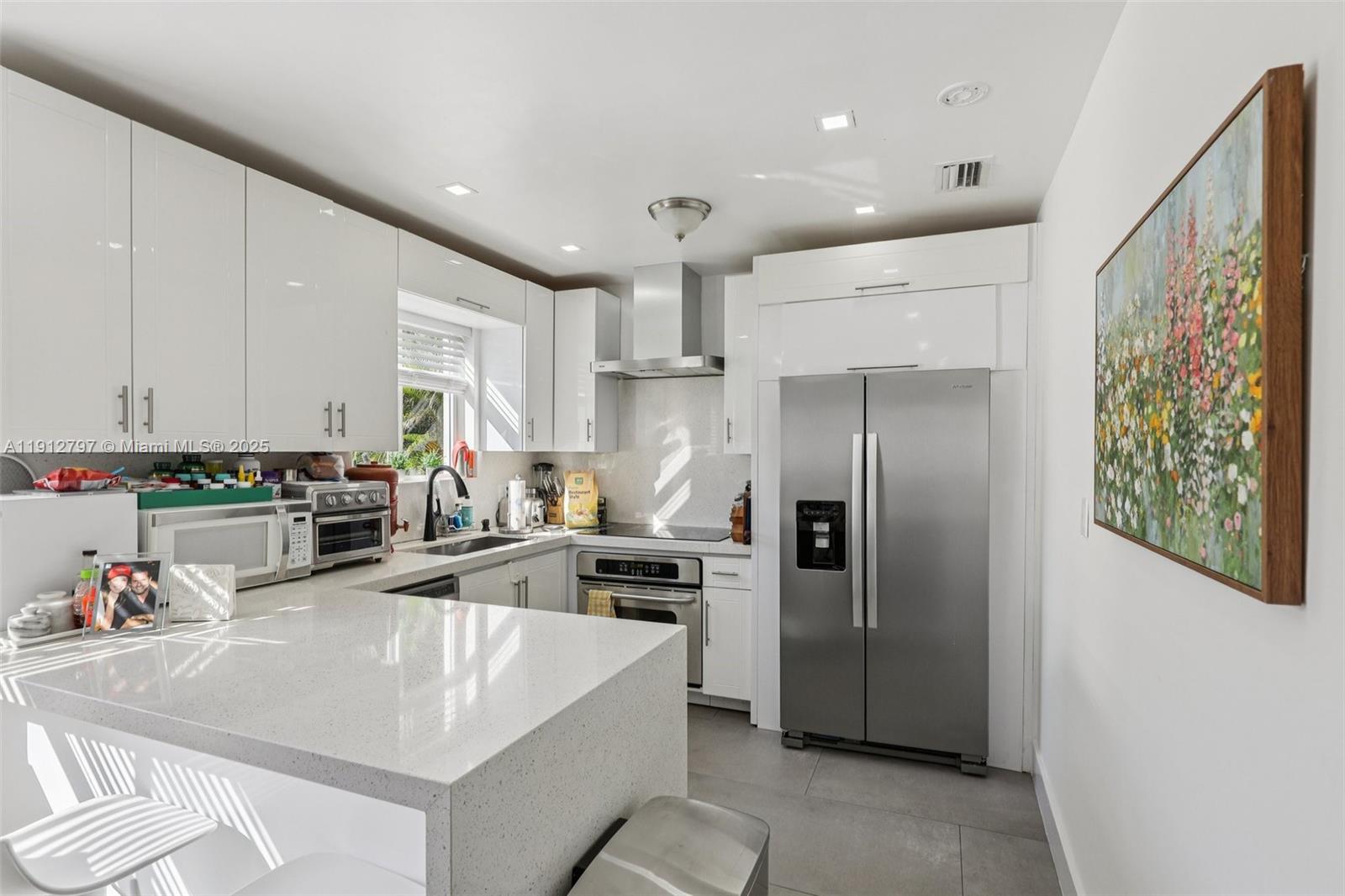 MIAMI SHORES SEC 6 - Residential