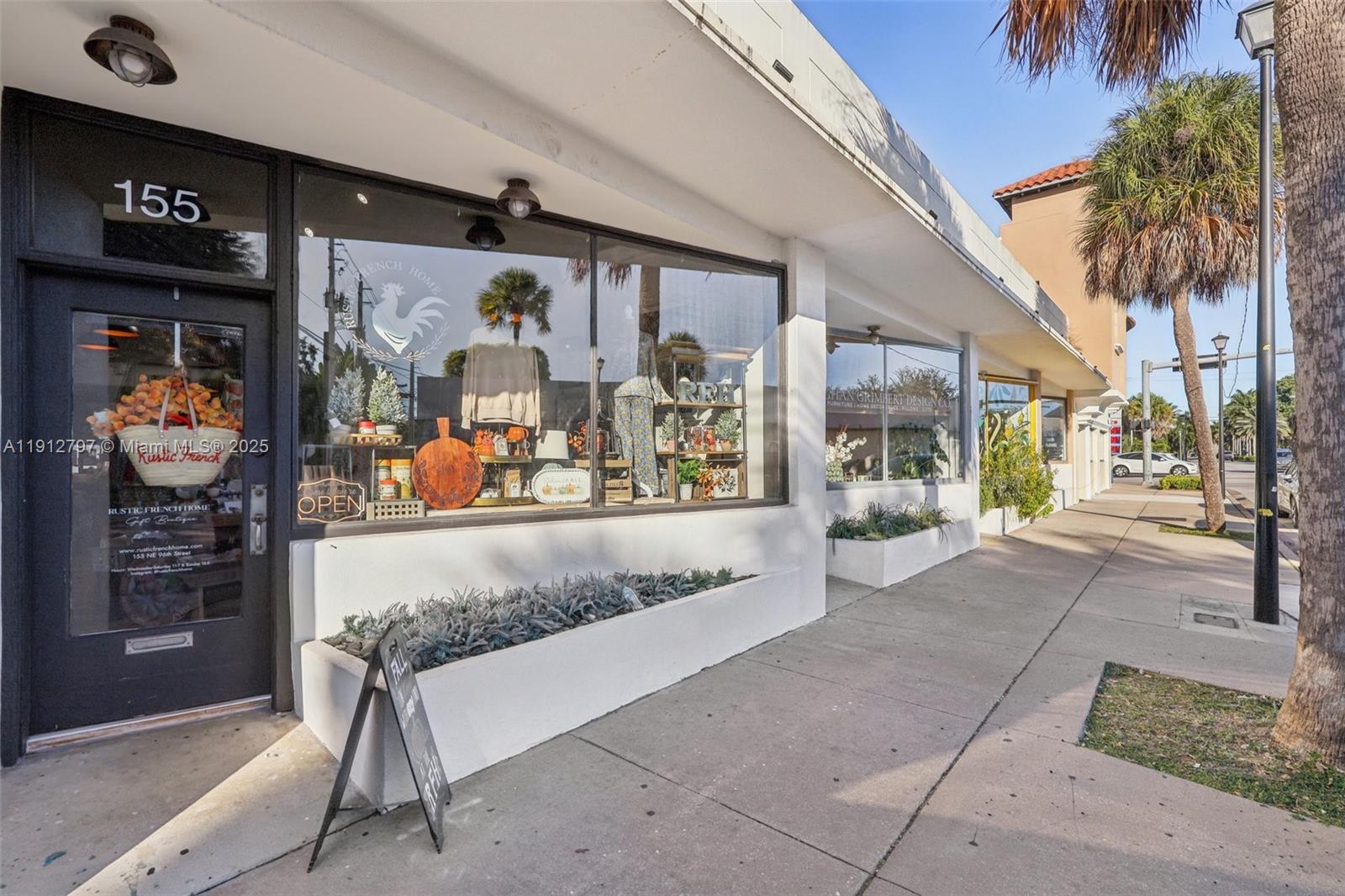 MIAMI SHORES SEC 6 - Residential