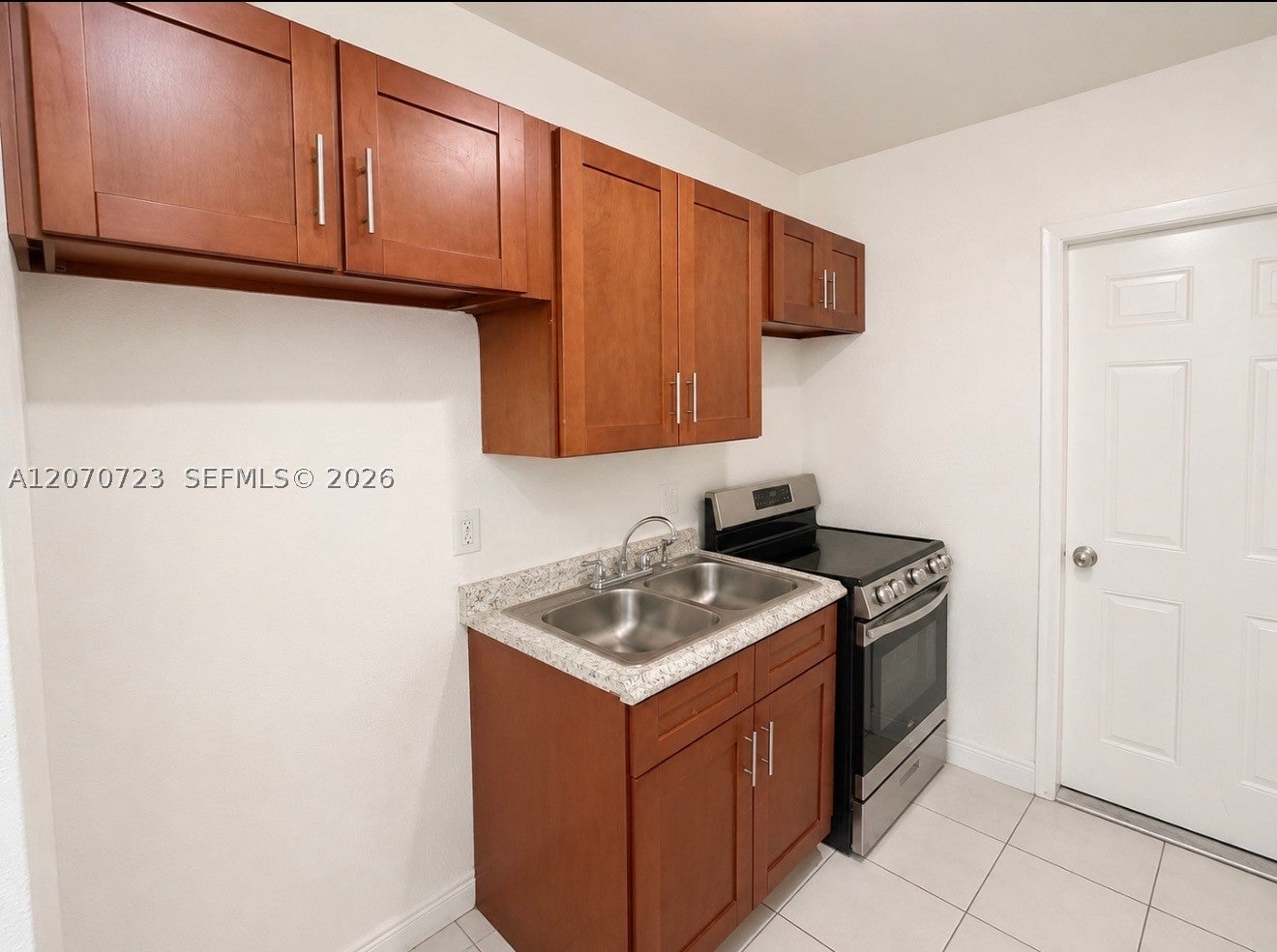 1041 NW 7th Ct