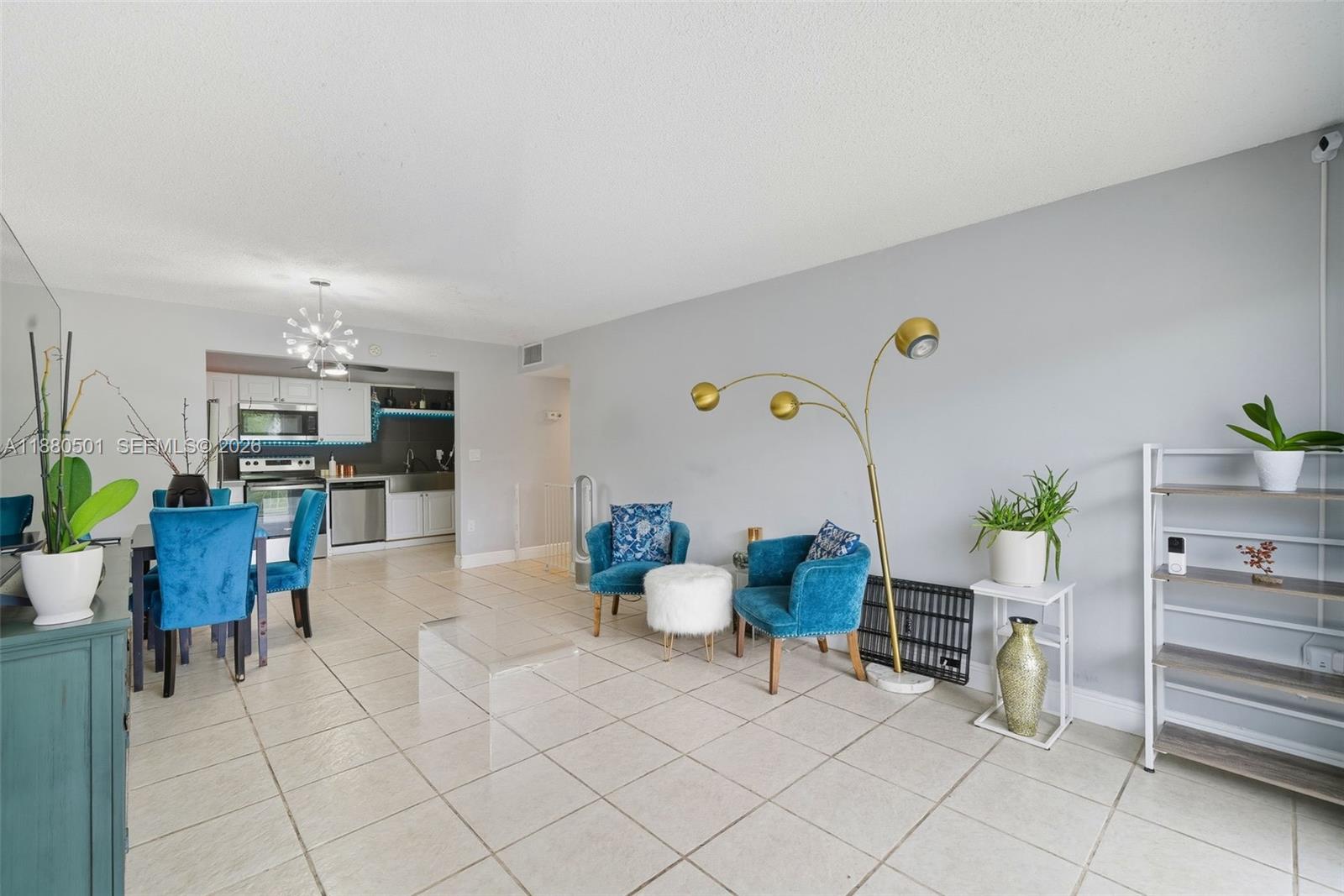 BAYVIEW PALMS CONDO - Residential