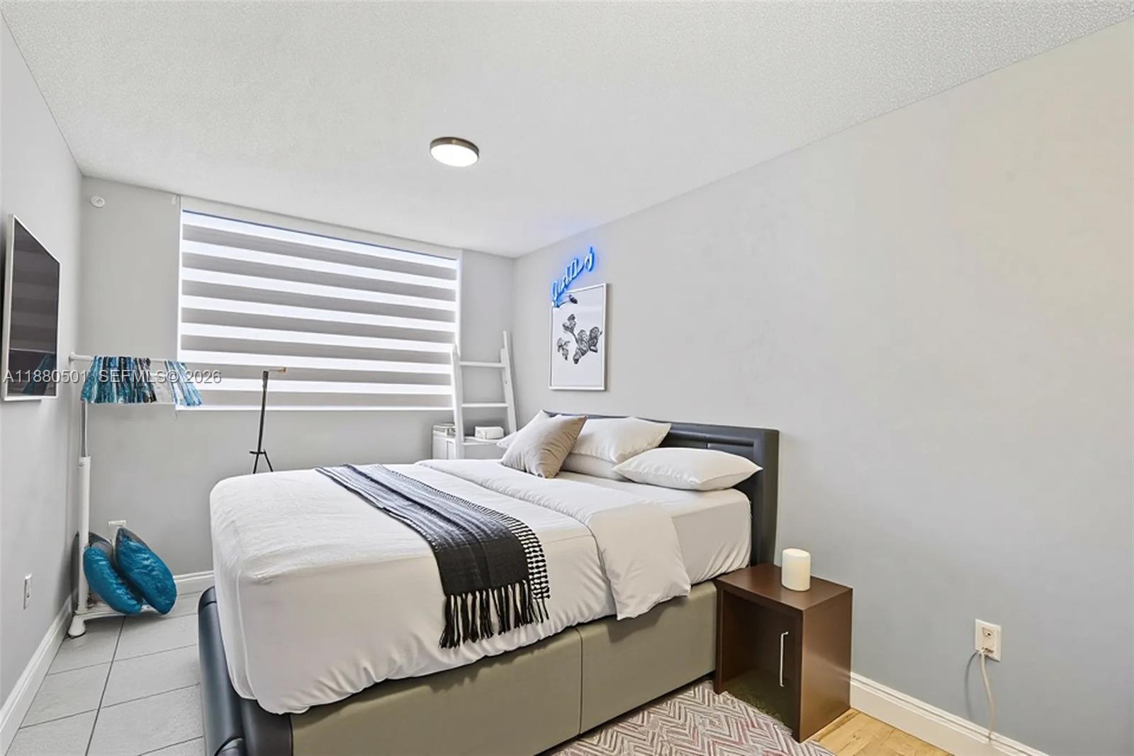 BAYVIEW PALMS CONDO - Residential