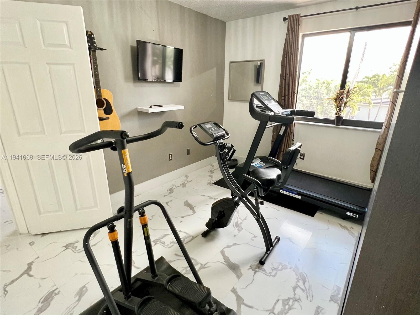 LAGO MAR SOUTH - Residential