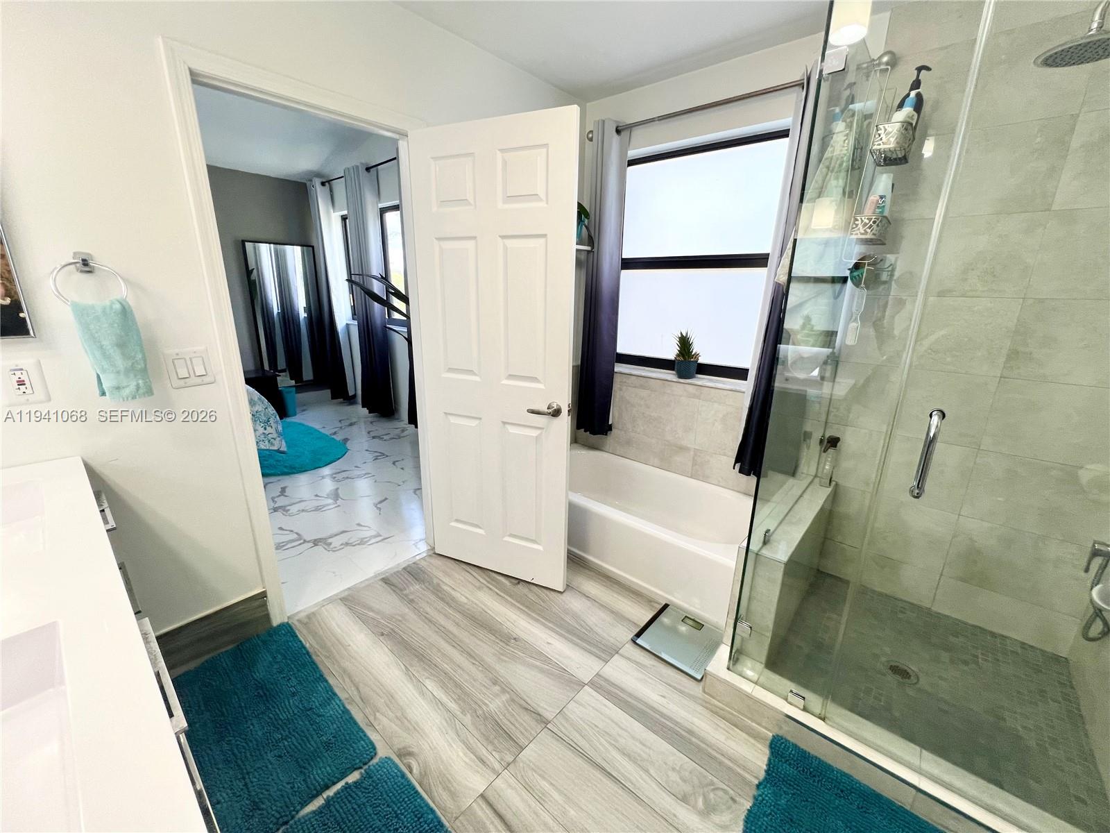 LAGO MAR SOUTH - Residential