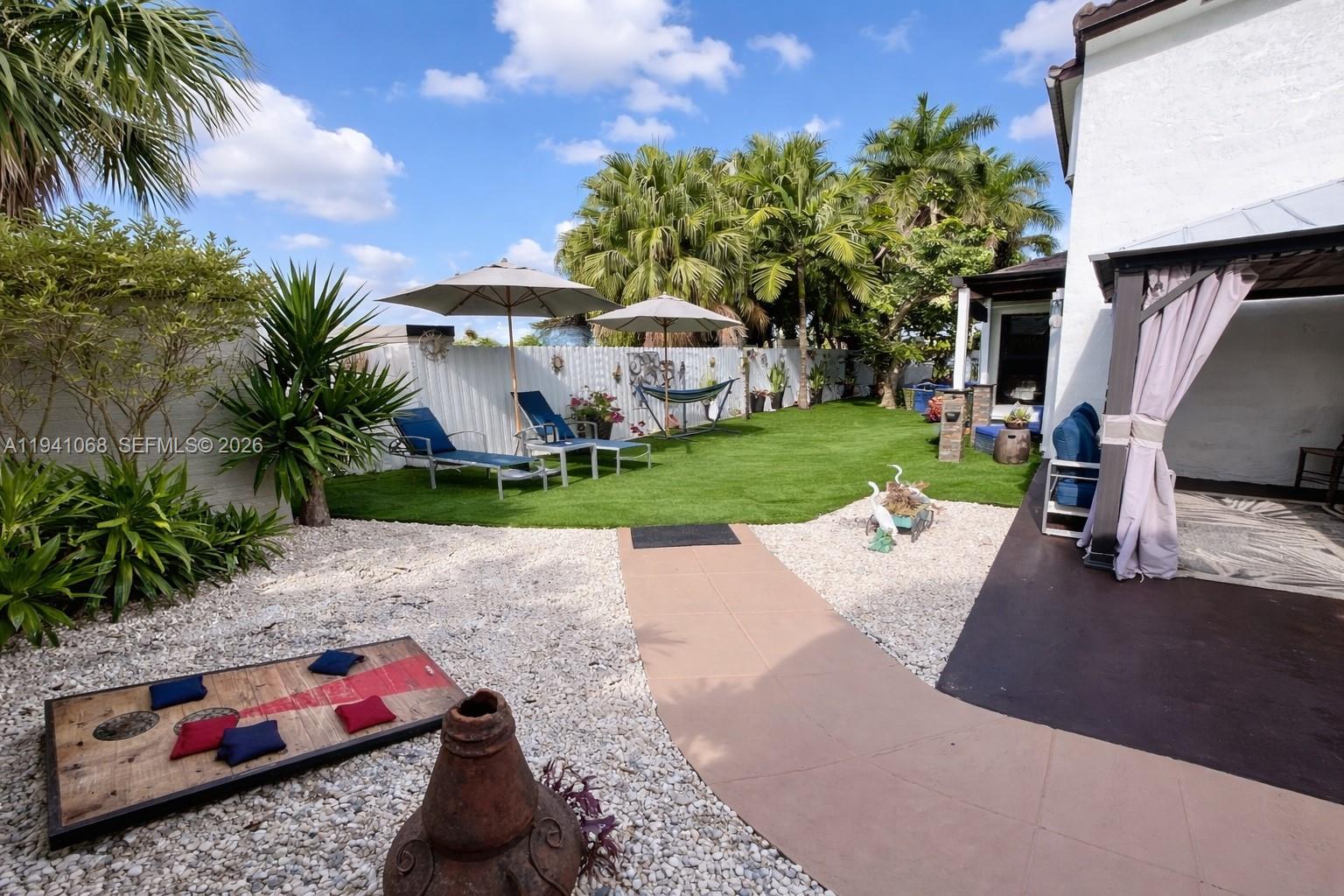 LAGO MAR SOUTH - Residential