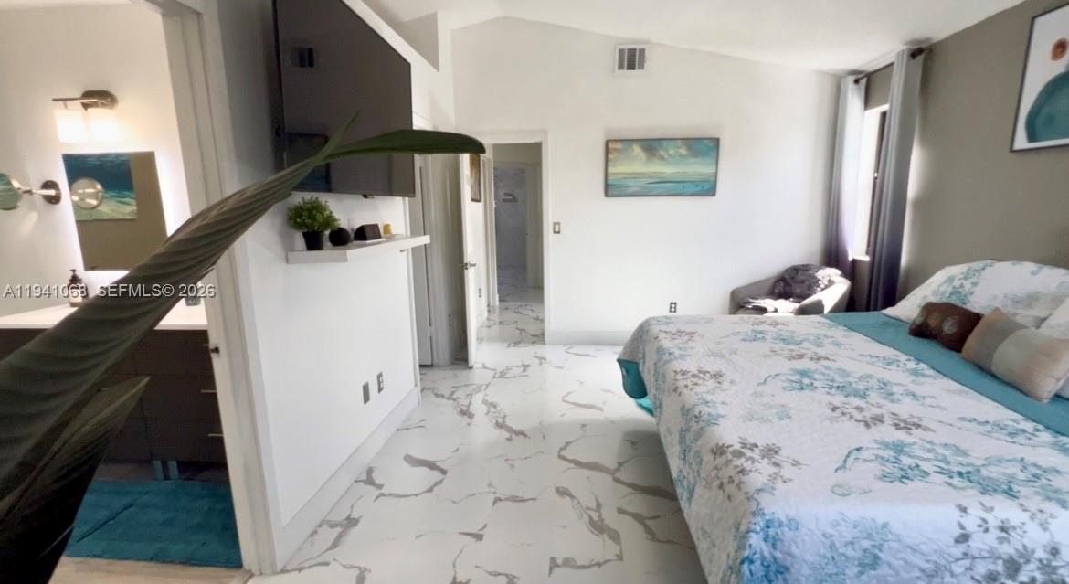 LAGO MAR SOUTH - Residential