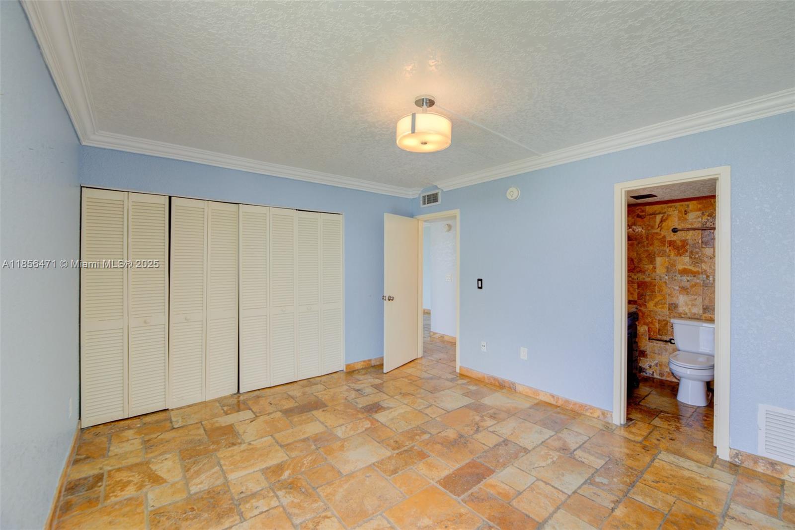 VECINO DEL MAR CONDO - Residential