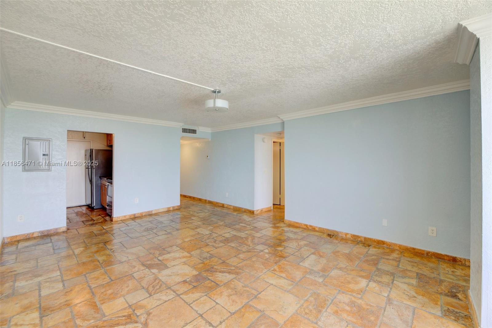 VECINO DEL MAR CONDO - Residential