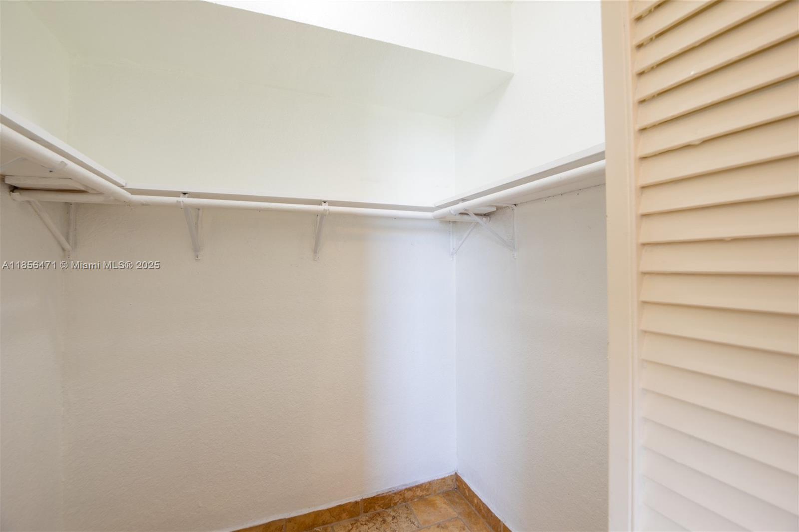VECINO DEL MAR CONDO - Residential