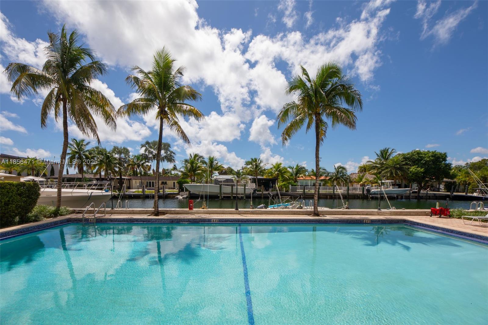 VECINO DEL MAR CONDO - Residential