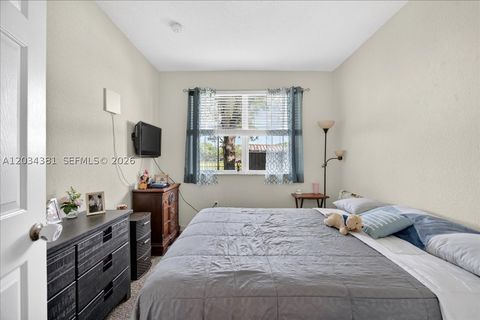 Tiny photo for 2491 SE 13th Ct, Homestead, FL 33035 (MLS # A12034381)