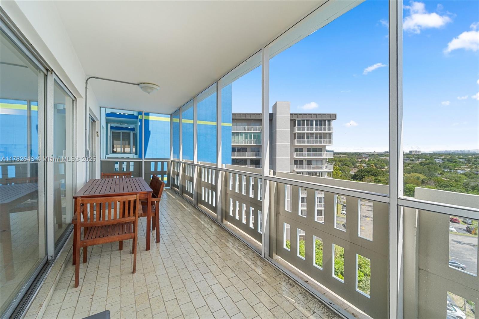 HILLCREST EAST NO 26 COND - Residential