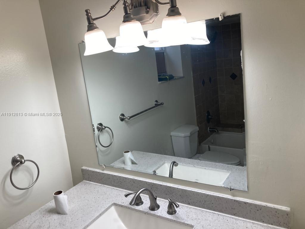 PRESIDENTIAL GOLFVIEW CON - Residential