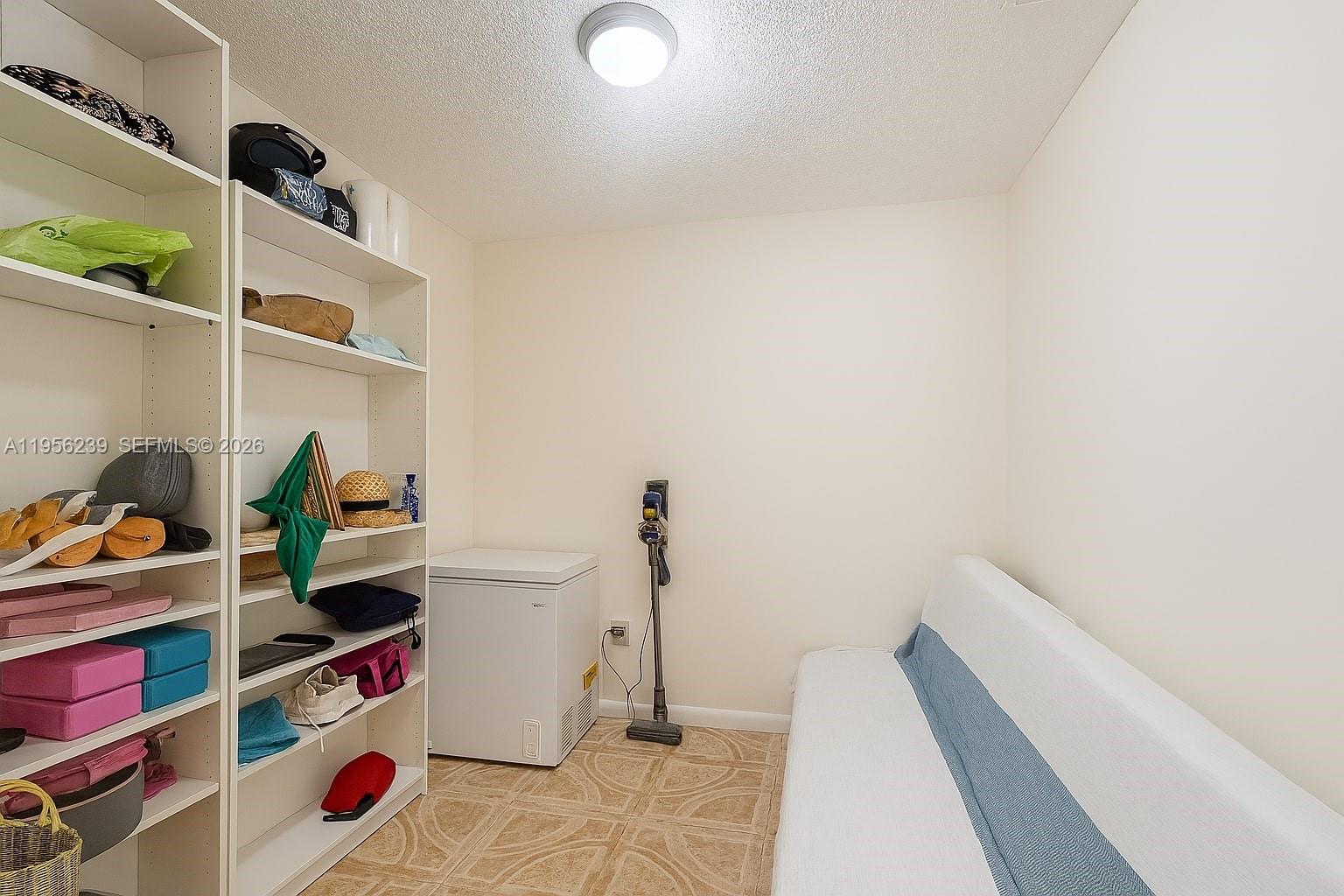 WENDOVER CONDO - Residential