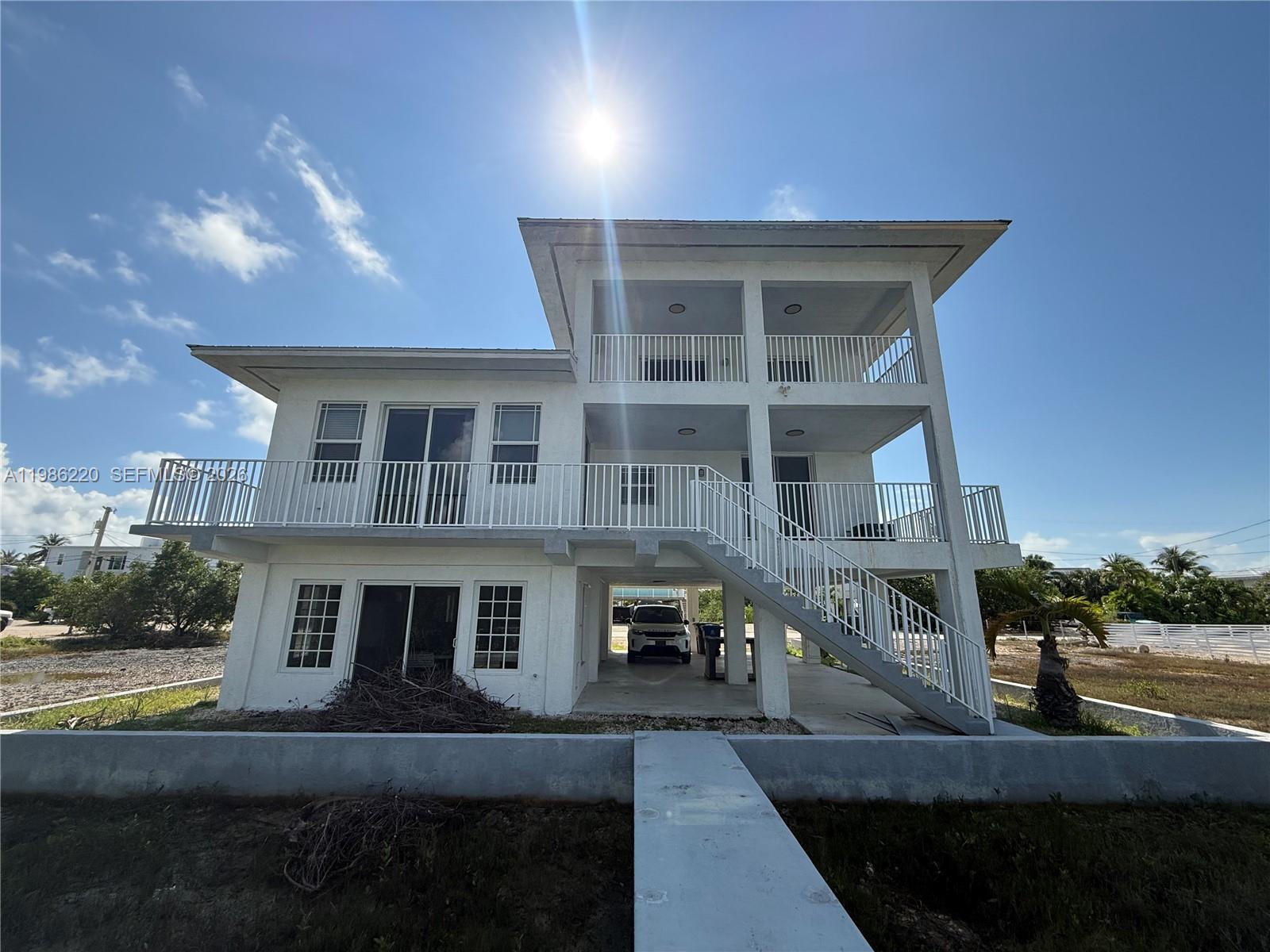 BREEZESWEPT BEACH ESTS - Residential