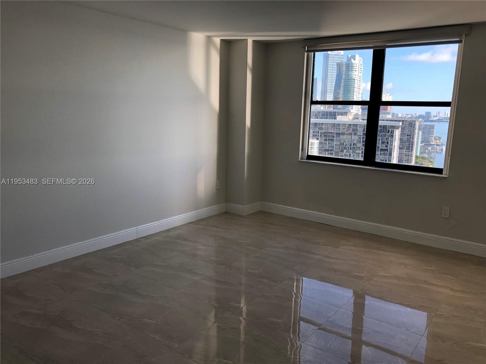 BRICKELL BAY CLUB CONDO - Residential