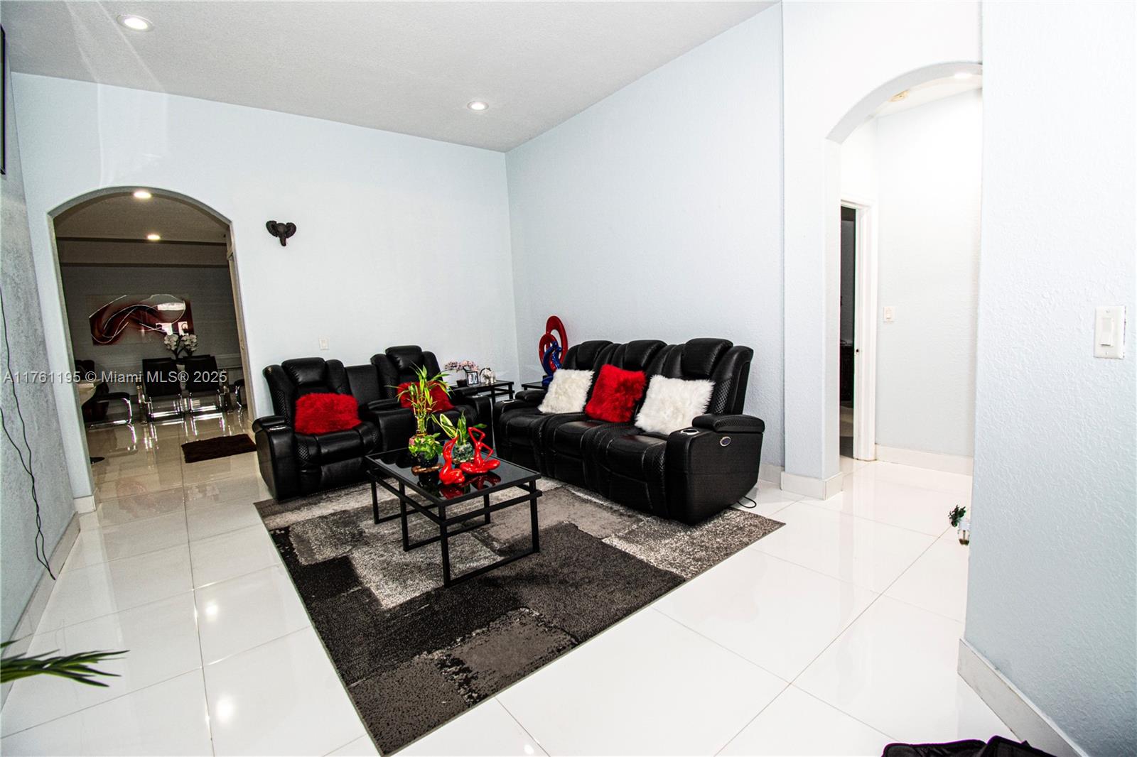 RIVIERA TRACE 1ST ADDN - Residential