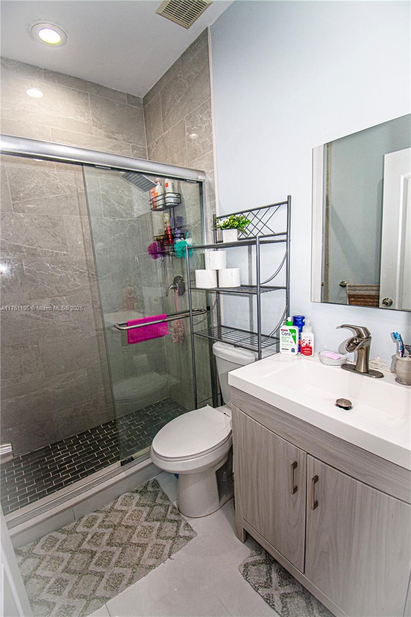 RIVIERA TRACE 1ST ADDN - Residential