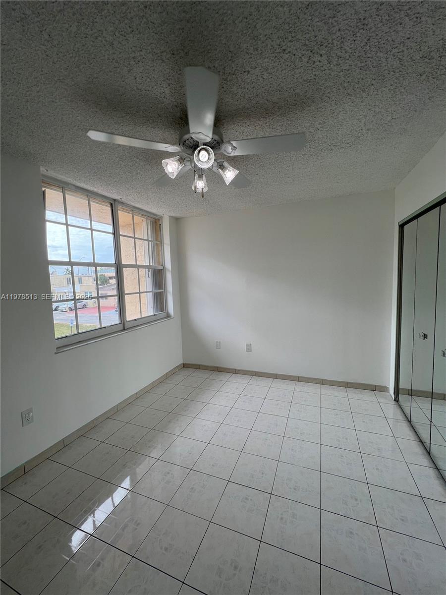 MANGO HILL CONDO #7 - Residential Lease