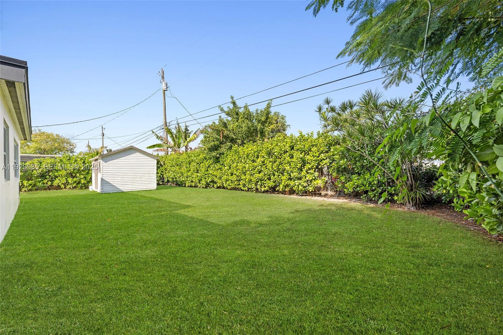 S CORAL HOMES SEC 3 - Residential