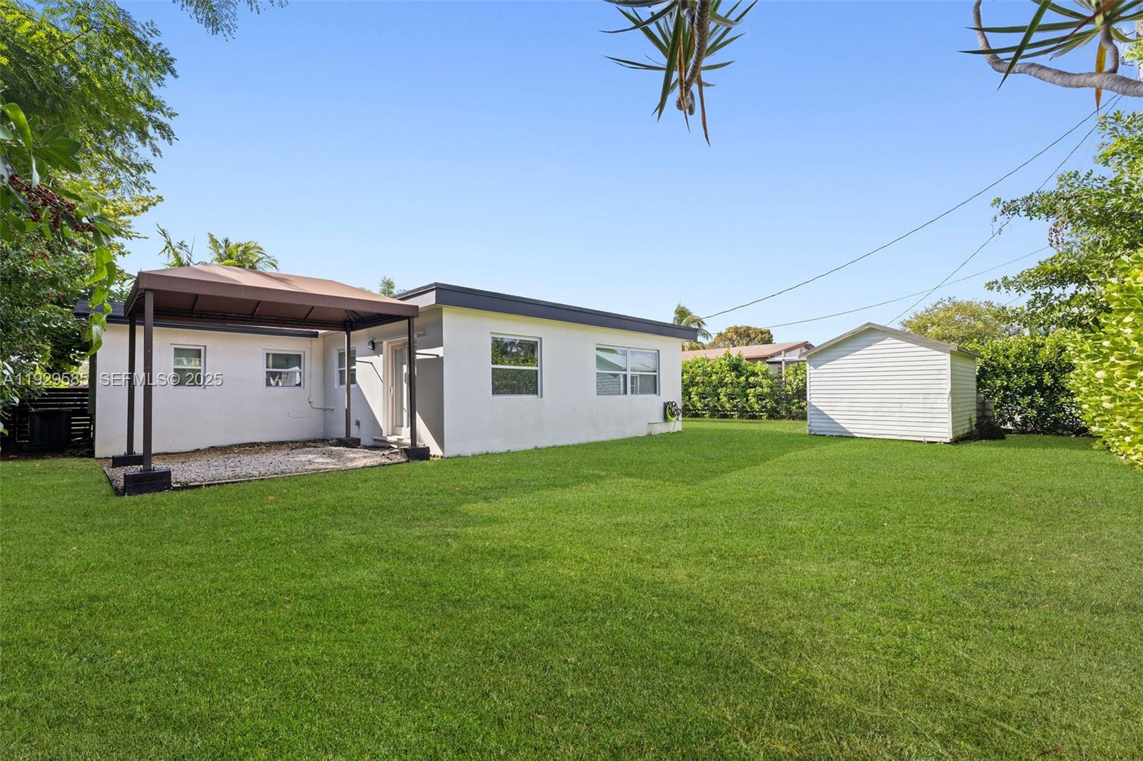 S CORAL HOMES SEC 3 - Residential