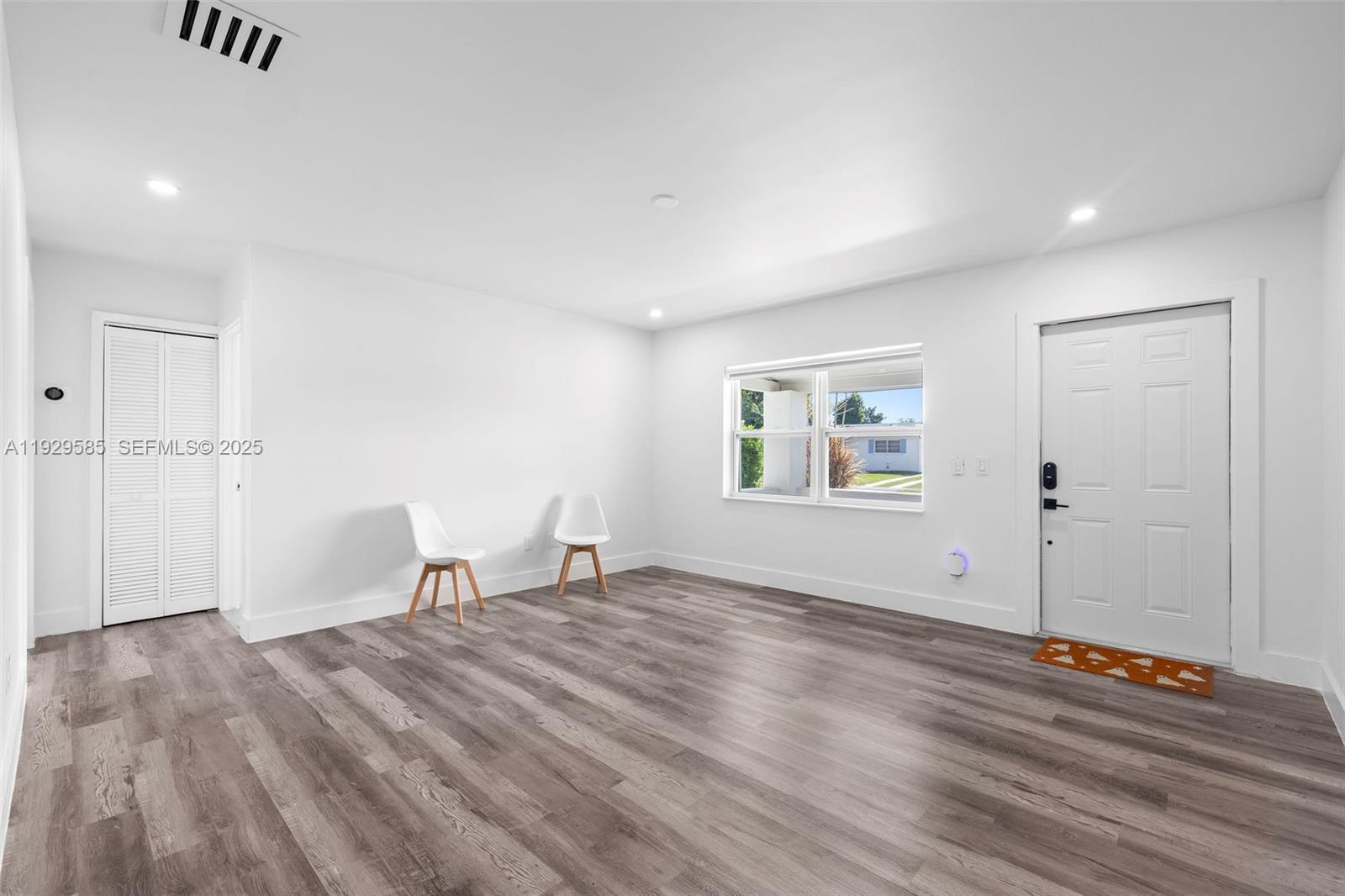 S CORAL HOMES SEC 3 - Residential