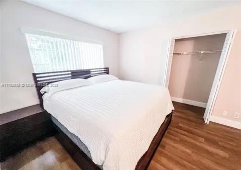 CYPRESS TREE CONDO BLDG 9 - Residential