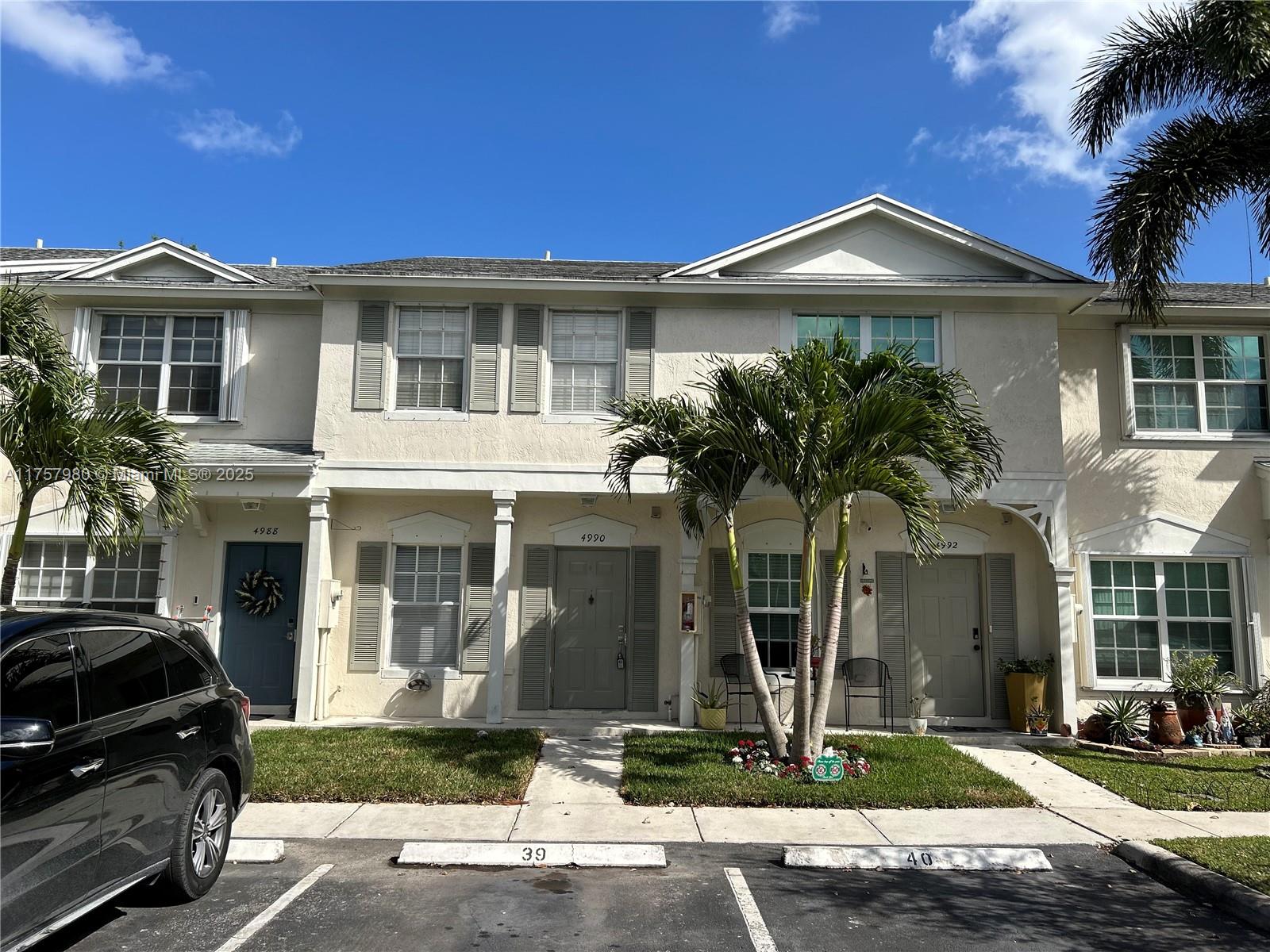 Property for Sale at 4990 Sw 31st Ter 390, Dania Beach, Miami-Dade County, Florida - Bedrooms: 2 
Bathrooms: 2  - $340,000