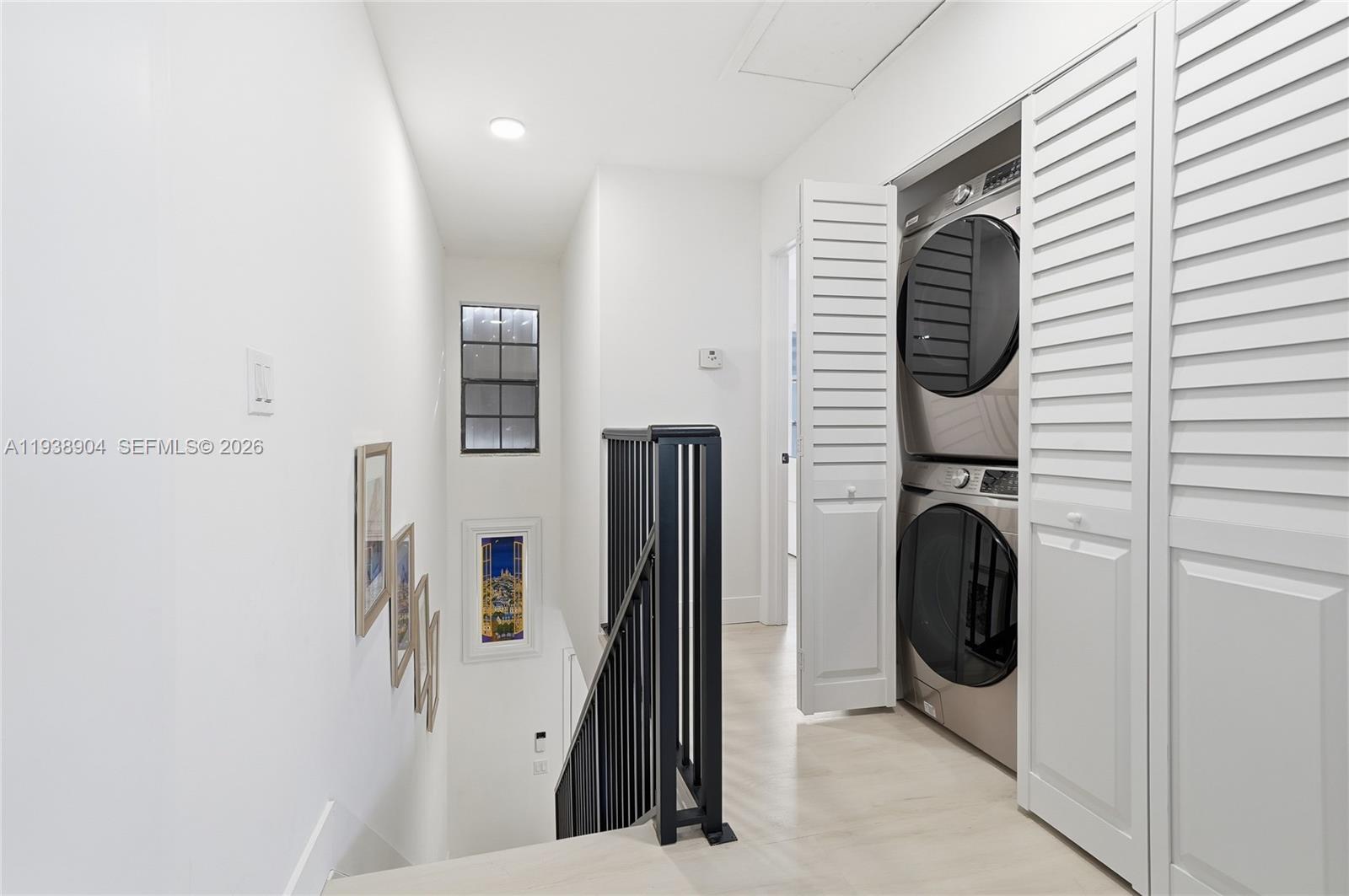 PEMBROKE LAKES SECTION EI - Residential