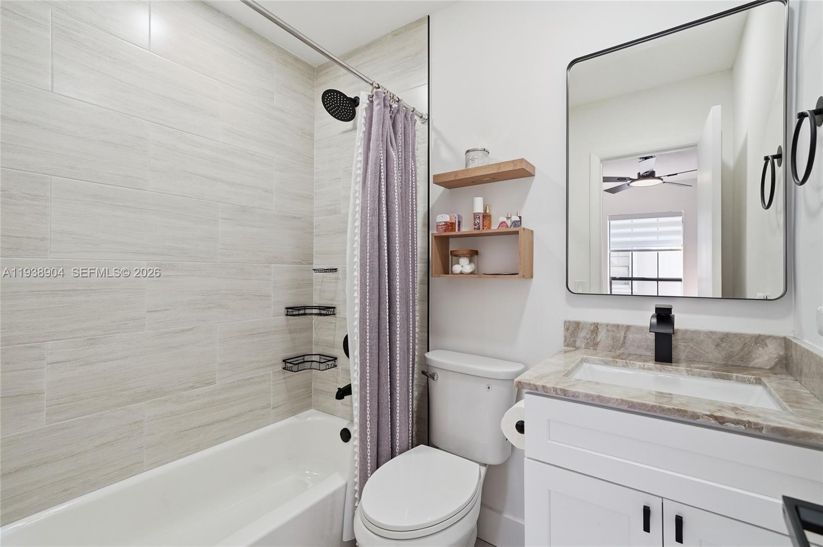 PEMBROKE LAKES SECTION EI - Residential