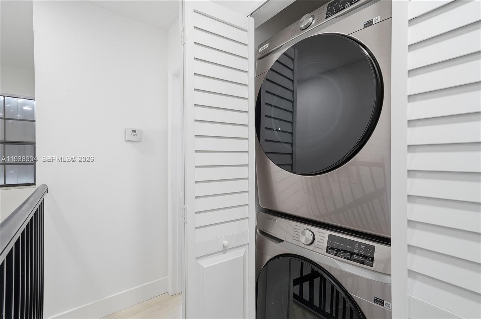 PEMBROKE LAKES SECTION EI - Residential