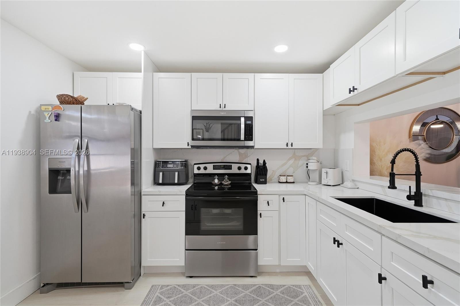 PEMBROKE LAKES SECTION EI - Residential