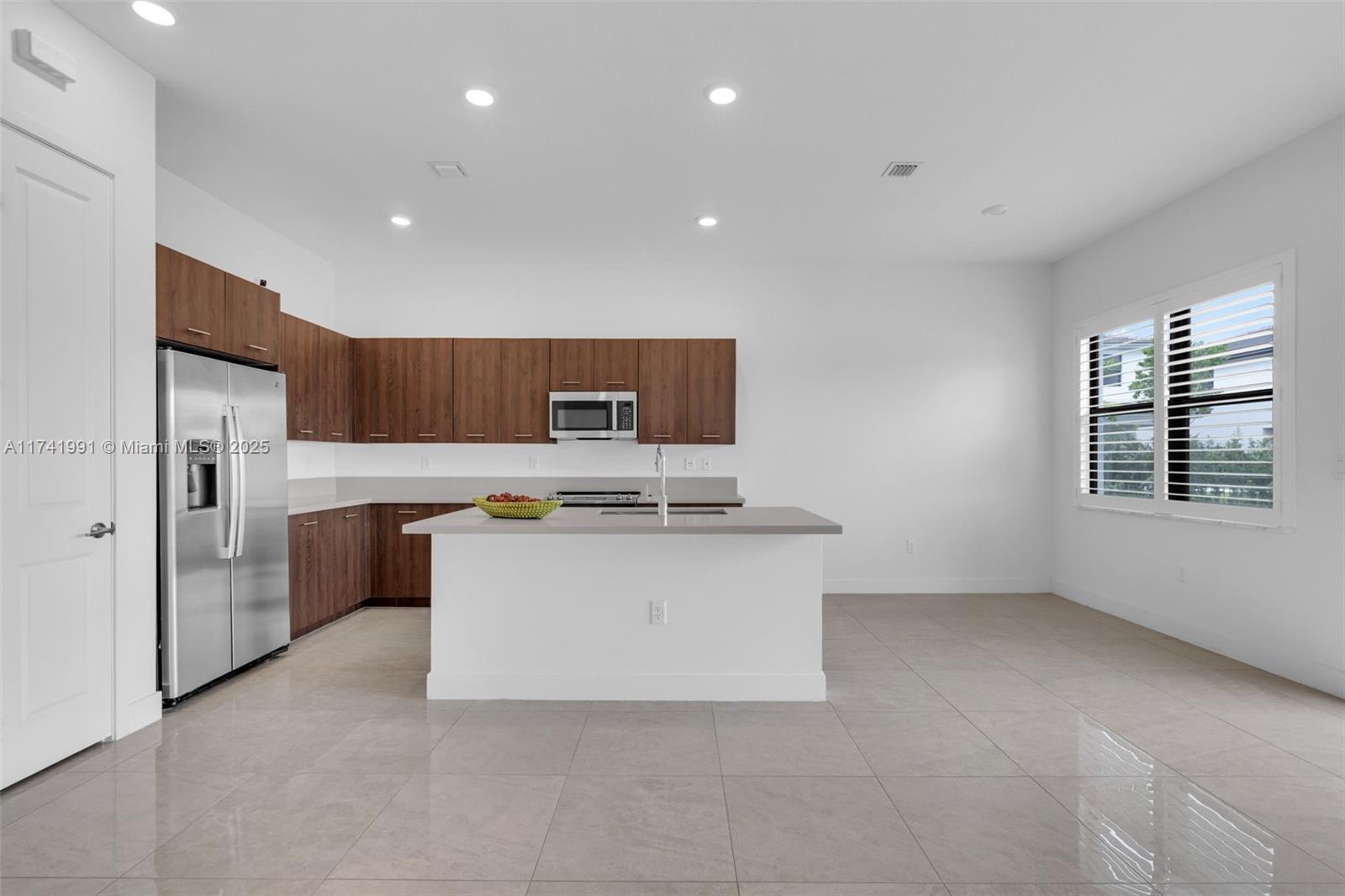 TUSCAN ISLES - Residential