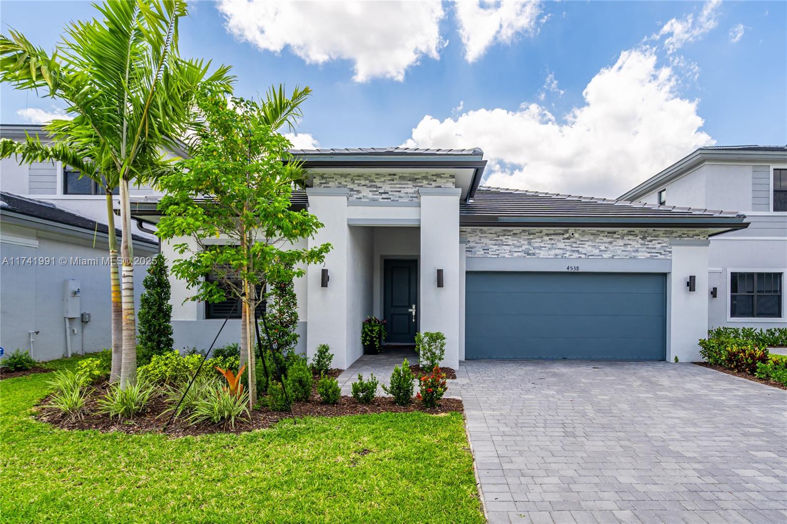 4538 SW 173rd Ave