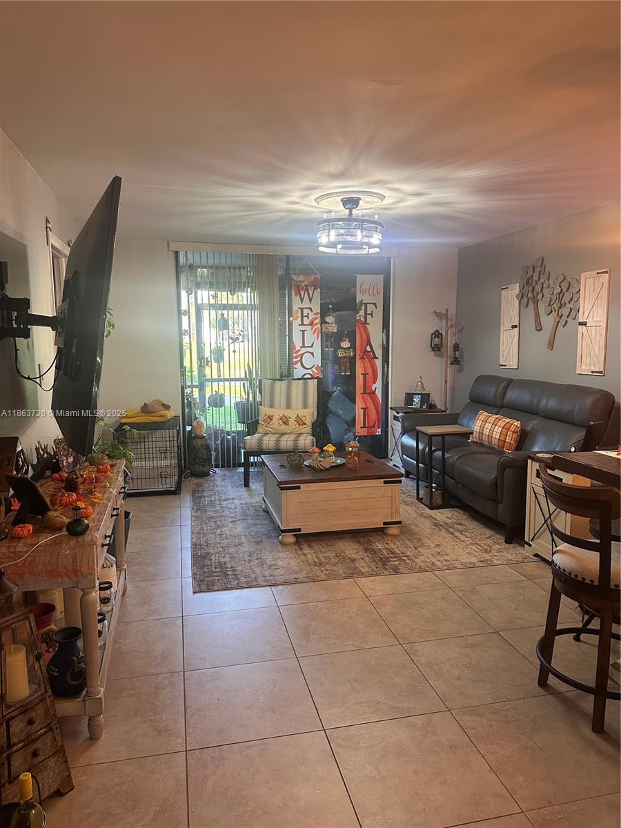 SUNRISE LAKES 168 CONDO - Residential