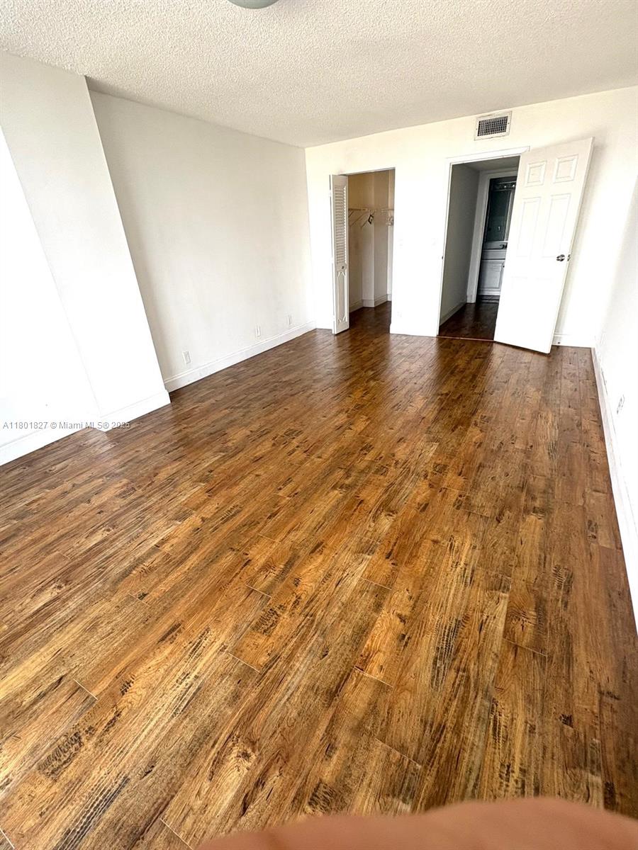 OCEANVIEW PARK CONDO - Residential