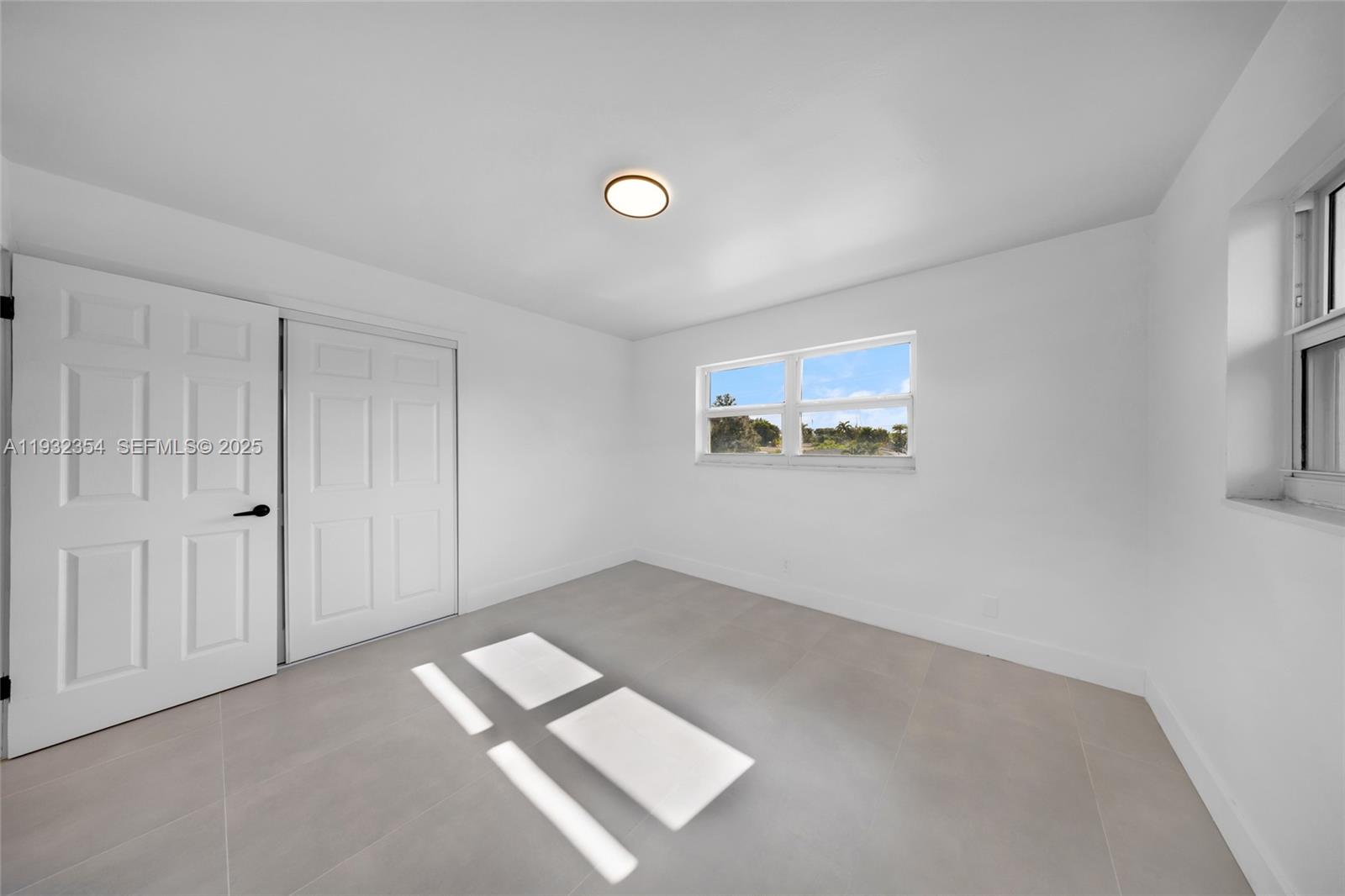 CORAL RIDGE ISLES - Residential Lease