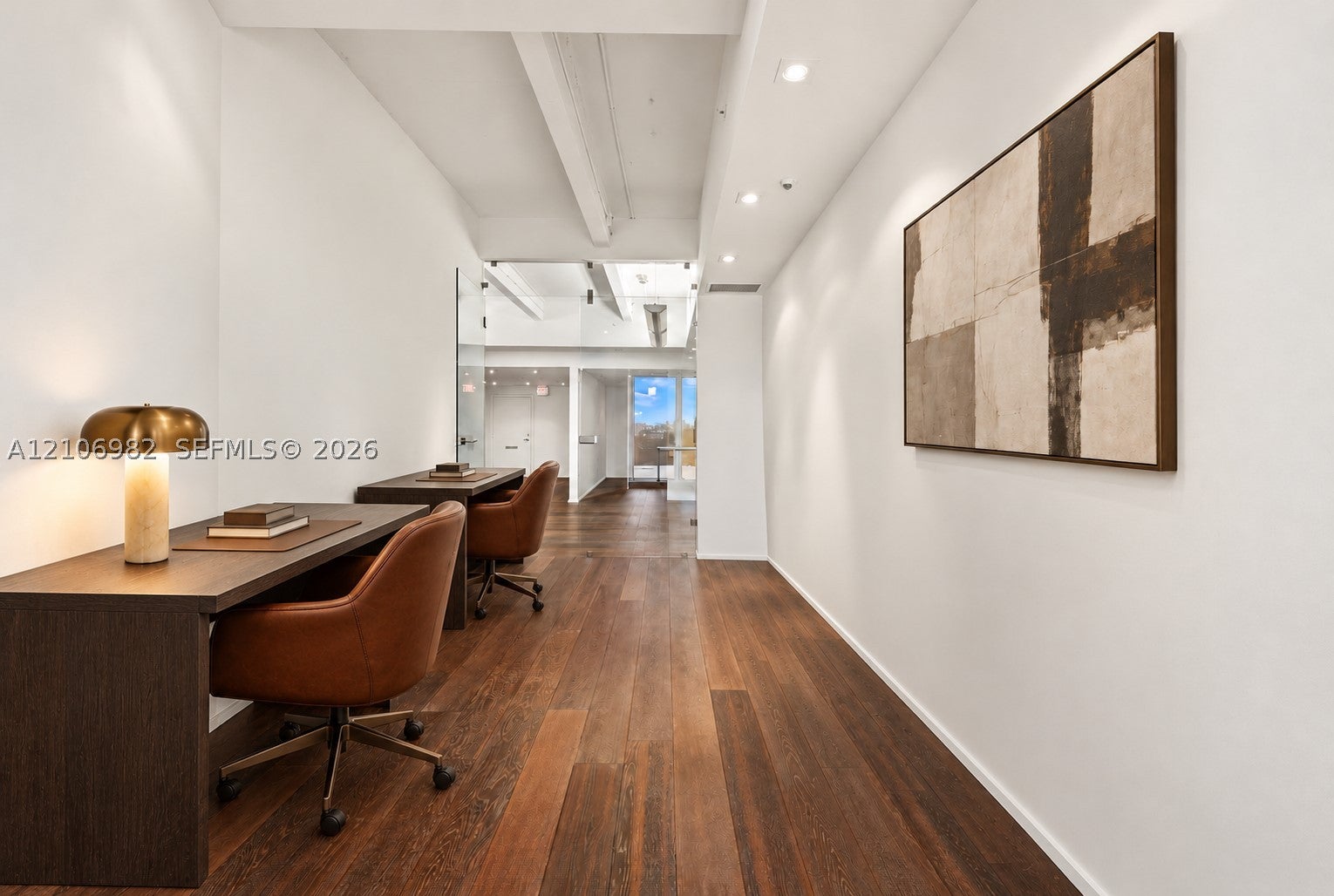 1680 Michigan Ave 919