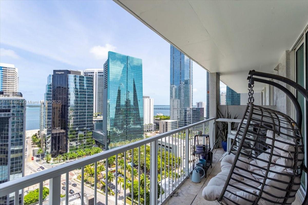 VUE AT BRICKELL CONDO - Residential