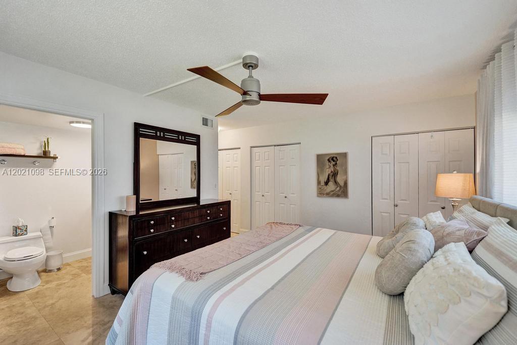 MEADOWBROOK LAKES CONDO - Residential