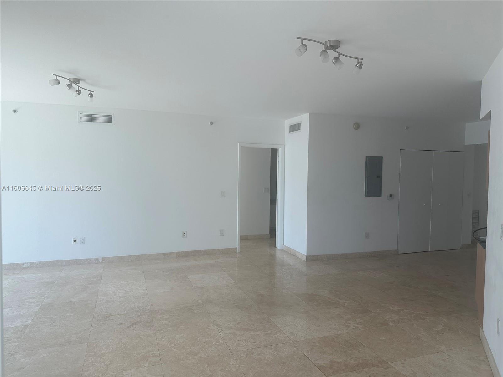 350 S Miami Ave 2302