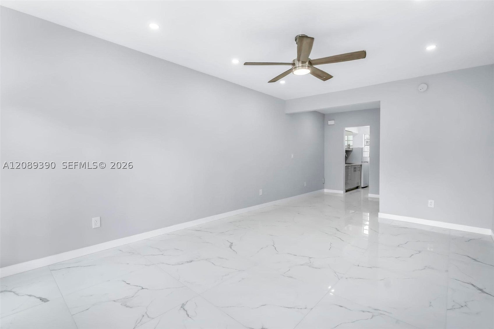 635 8th St 205