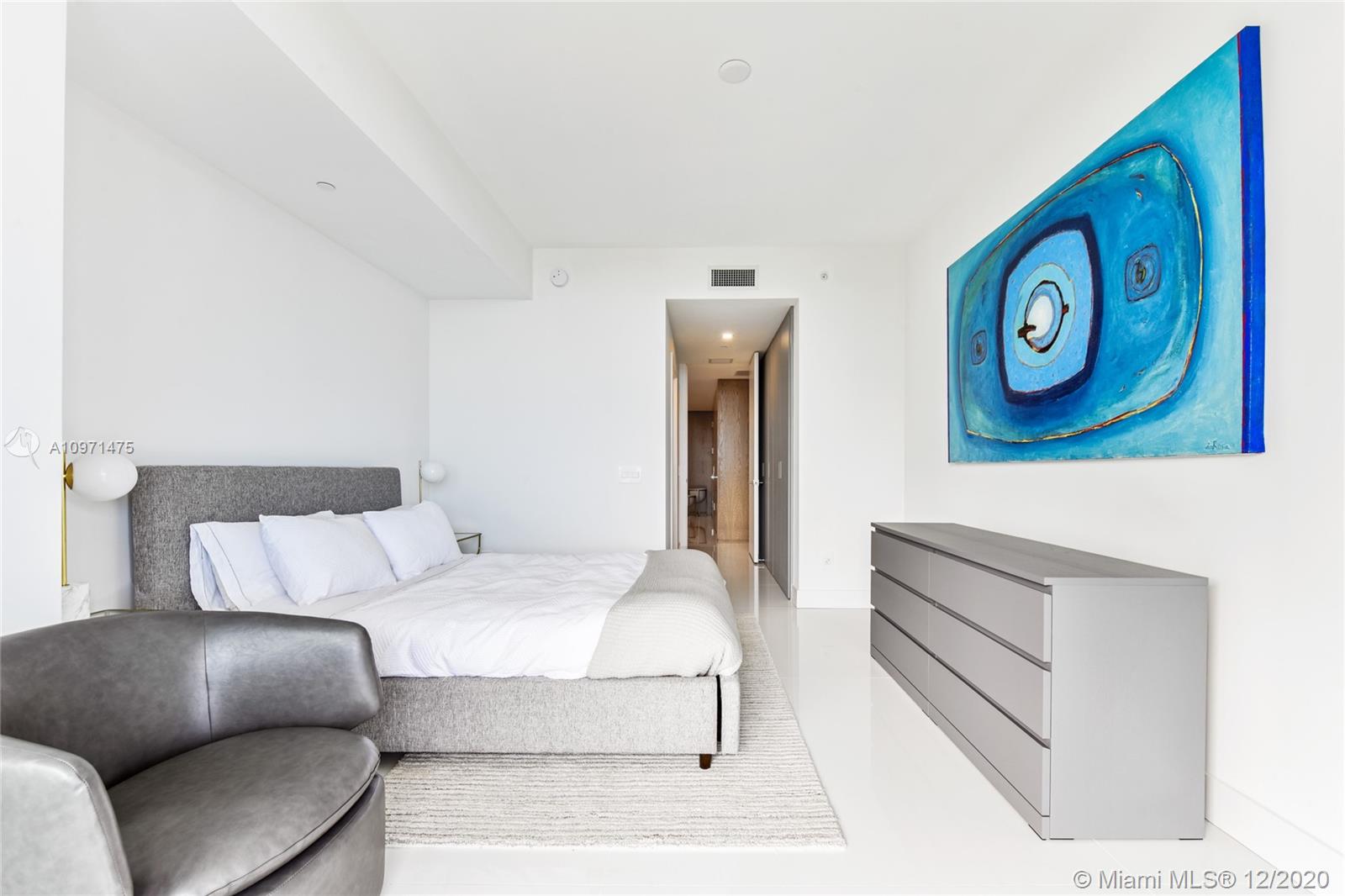 OCEANA KEY BISCAYNE CONDO - Residential