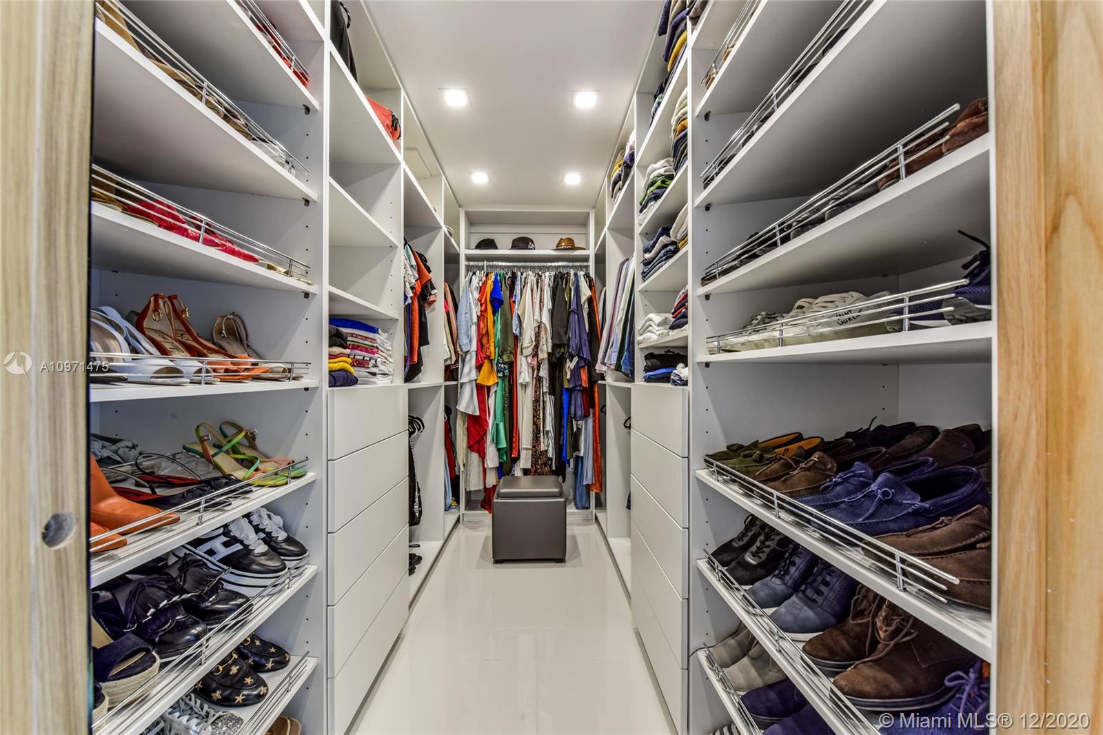 OCEANA KEY BISCAYNE CONDO - Residential