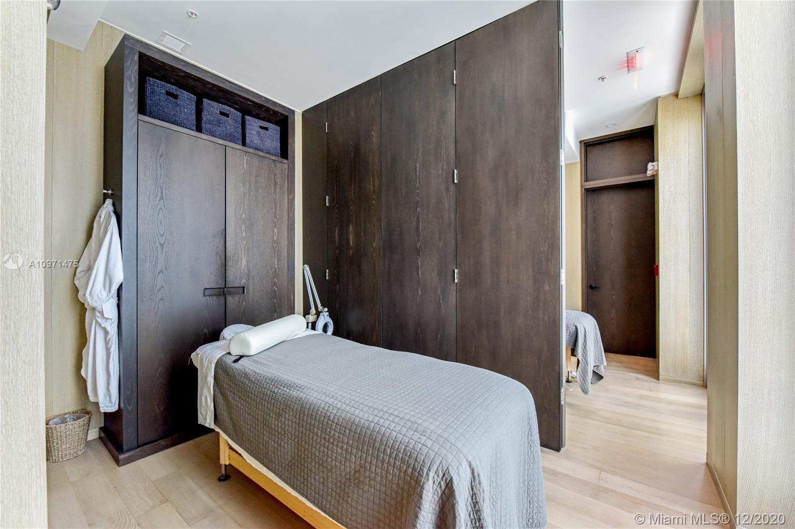 OCEANA KEY BISCAYNE CONDO - Residential