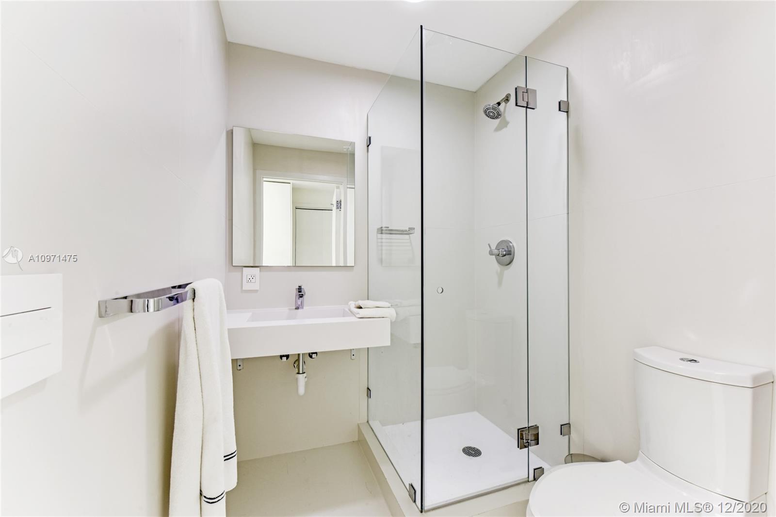 OCEANA KEY BISCAYNE CONDO - Residential