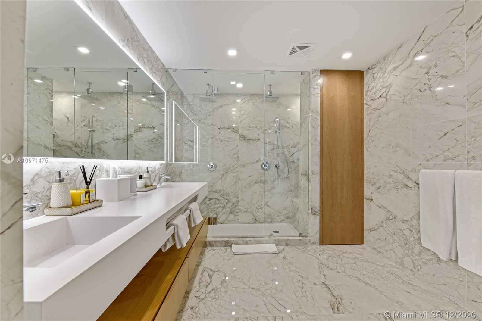 OCEANA KEY BISCAYNE CONDO - Residential