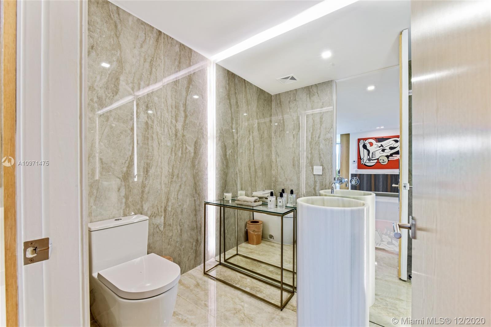 OCEANA KEY BISCAYNE CONDO - Residential