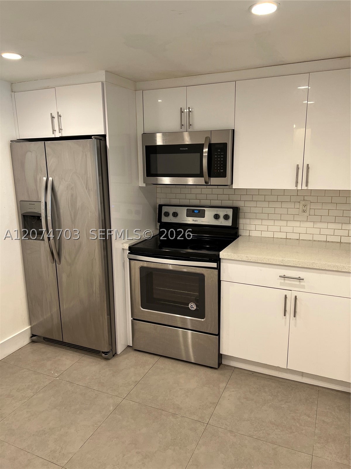 555 NE 15th St 24E